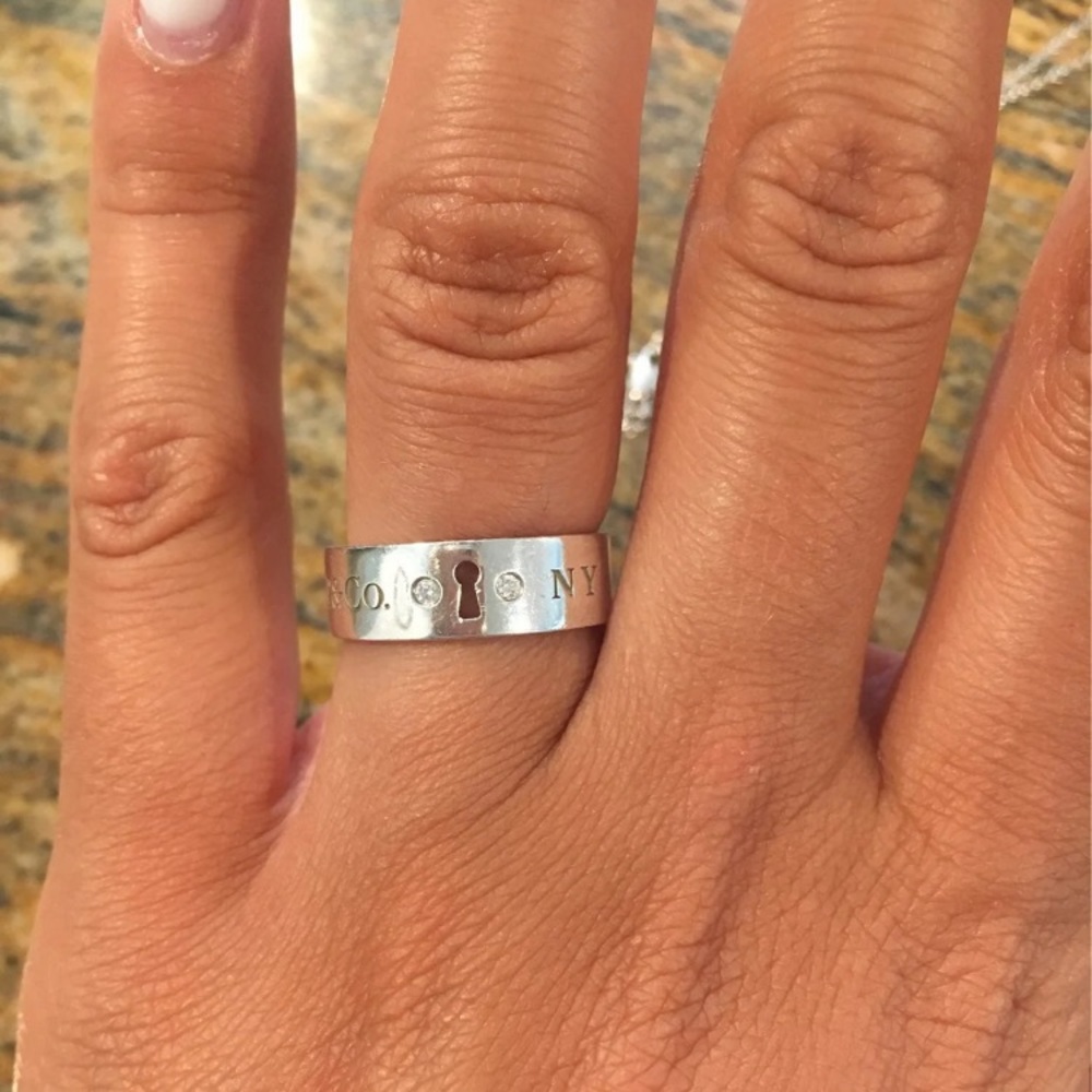 Tiffany and co keyhole diamond ring